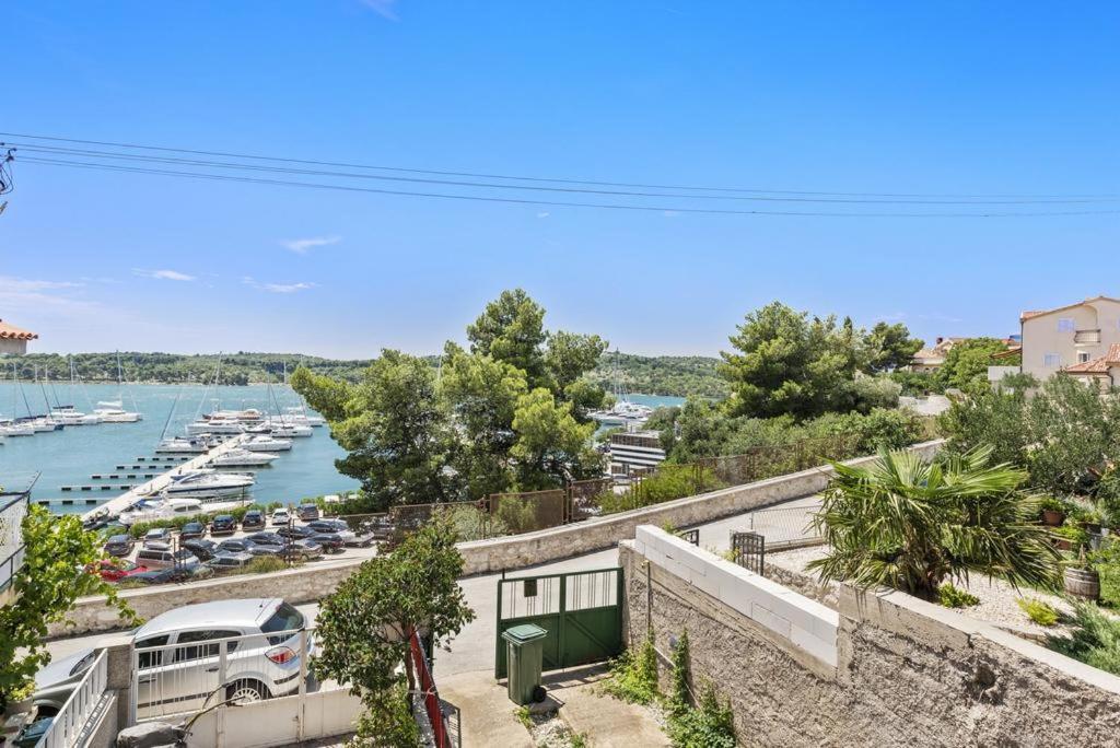 Apartments Tara, Sibenik - Mandalina Εξωτερικό φωτογραφία